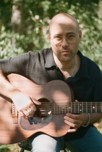 Lyttepremiere: ‘Uden Titel’ af Marc Facchini