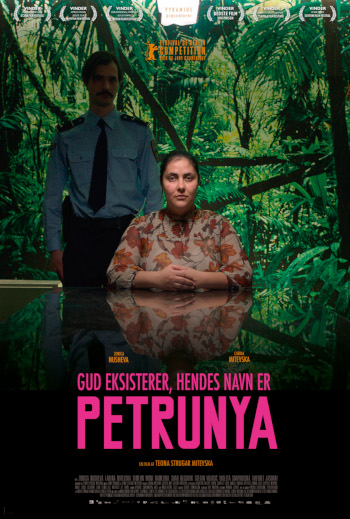Gud eksisterer, hendes navn er Petrunya_poster